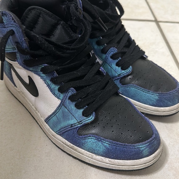 Air Jordan 1 Retro High OG ‘Tie Dye’✨ - Picture 3 of 4